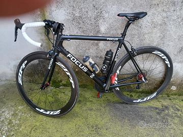 bici da corsa focus