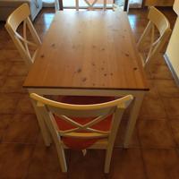 Tavolo legno + 4 sedie