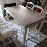 Tavolo da pranzo shabby chic con 4 sedie