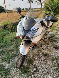 Honda vfr vtec 800