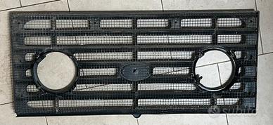 Land Rover Defender mascherina radiatore