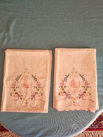 coppia di asciugamani ricamati lui & lei