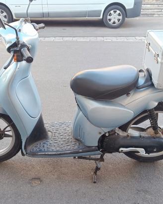 Aprilia Scarabeo 50 motore Minarelli