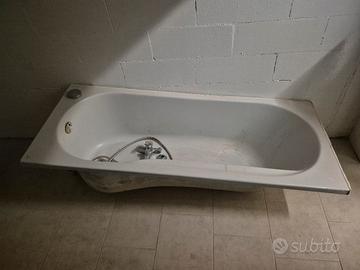 Vasca da bagno + miscelatore