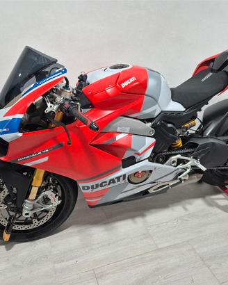 Ducati Panigale v4s Corse
