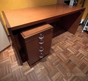 Scrivania  Anni  ’80 Legno Massello + Cassettiera
