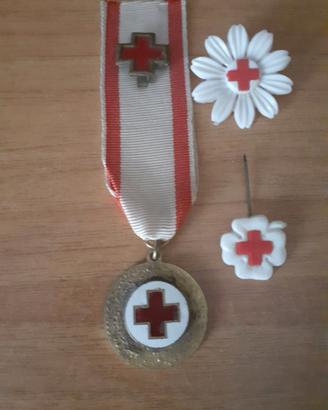 Militaria- lotto C. Rossa