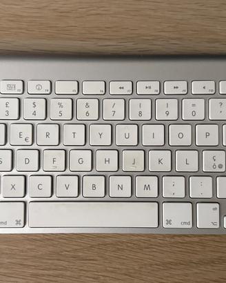 Tastiera Apple Bluetooth A1314 + trackpad Apple