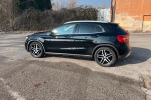 Mercedes GLA 200