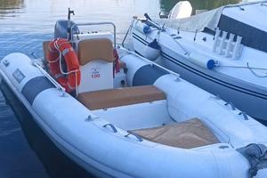 Gommone Luxury 5 metro motore Yamaha 40/70