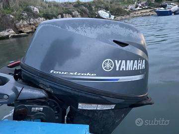Motore Yamaha 15 CV 4T gambo lungo – perfetto stat