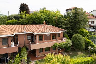 5 LOCALI A BALDISSERO TORINESE