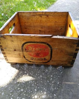 Antica cassetta in Legno con scritta “DREHER
