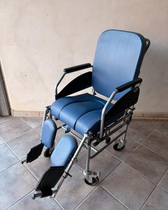 Sedia sanitaria comoda