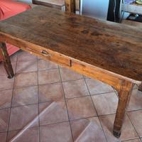 Tavolo antico in legno