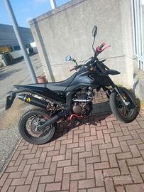 MOTARD 125 MODIFICATO