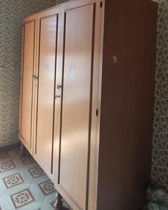 armadio vintage 3 ante  legno camera da  letto