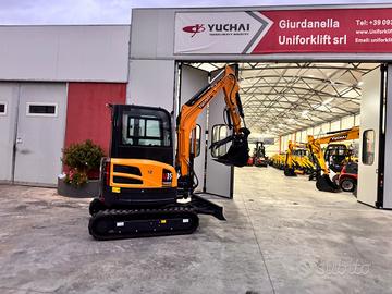 Miniescavatore Yuchai U 35 nuovo