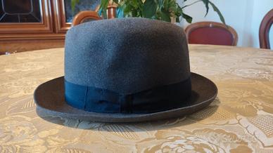 Cappello stile Borsalino