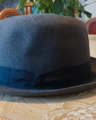 Cappello stile Borsalino