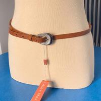 Cintura sottile con fibbia in strass marrone