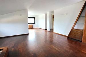 STREPITOSO ATTICO PANORAMICO con GARAGE E P.AUTO