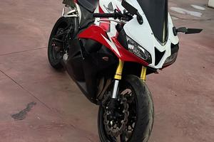 Honda cbr 600 rr