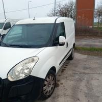 fiat doblo benzina metano 