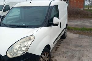 fiat doblo benzina metano 