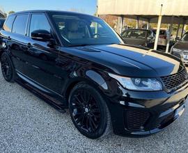 LAND ROVER Range Rover Sport 3.0 TDV6 HSE Dynami