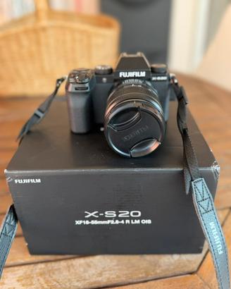 Fujifilm X-S20