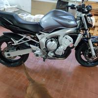 Yamaha FZ6 - 2005