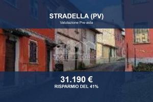 Immobile in asta di 150 m² con box auto a Stradell