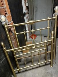 Testate letto ottone.
