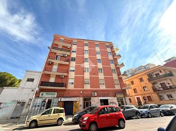 4 LOCALI A BARI