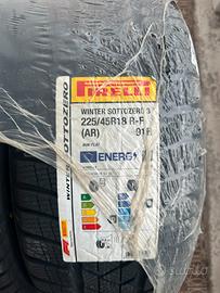 GOMME INVERNALi 225/45R18 91H