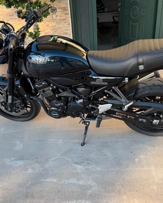 Kawasaki Z 900 RS Black ball edition