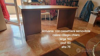 scrivania anni 70 