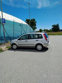 x conto di   Ford Fusion disel
