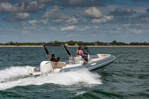 Salpa Soleil 24.5 PACKAGE Honda BF200