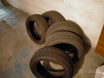 pneumatici 4 stagioni 