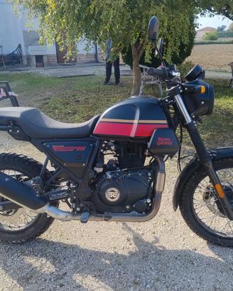 Royal enfield Himalayan scram praticamente nuova!