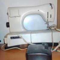 Macchina da cucire vintage