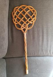 Battipanni vintage in rattan 70 cm per tappeti