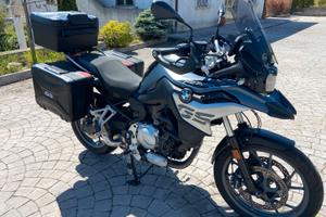 Moto BMW F750 GS