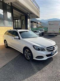 MERCEDES-BENZ E 220 BlueTEC S.W. Automatic