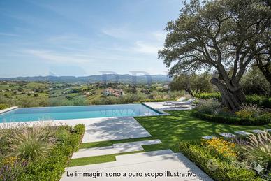 Villetta con con oltre un ettaro di terreno vicino