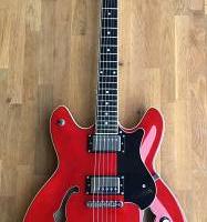 Chitarra elettrica semiacustica Hagstrom VikingWCT