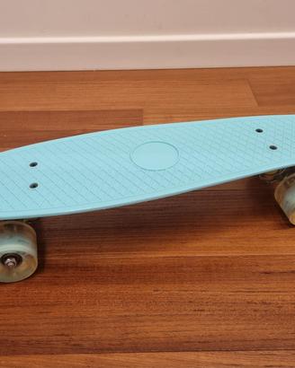 Skateboard con ruote luminose