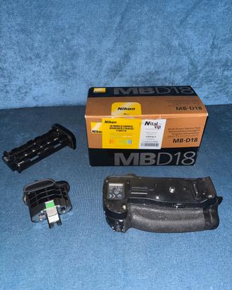 Nikon Mb D18